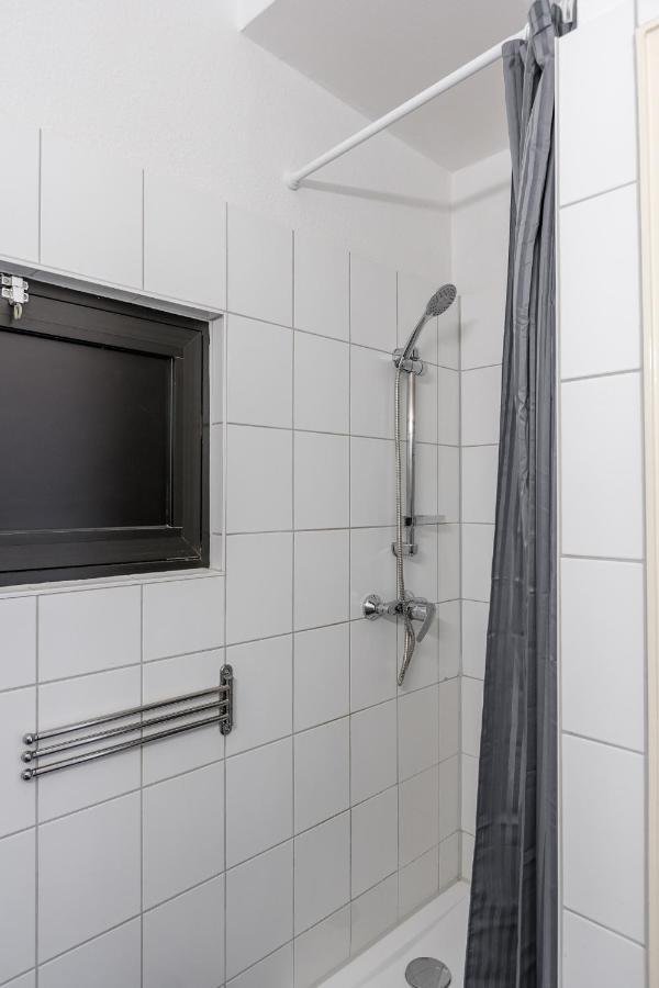 Flats 4 You, Moderne City Wohnung Naehe Hbf, Due-Messe 20 Min, Netflix, Kueche Duisburgo Esterno foto