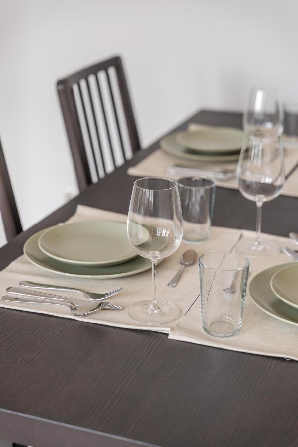 Flats 4 You, Moderne City Wohnung Naehe Hbf, Due-Messe 20 Min, Netflix, Kueche Duisburgo Esterno foto