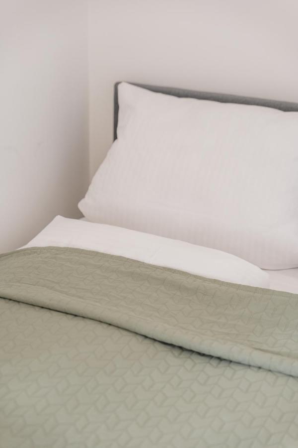 Flats 4 You, Moderne City Wohnung Naehe Hbf, Due-Messe 20 Min, Netflix, Kueche Duisburgo Esterno foto