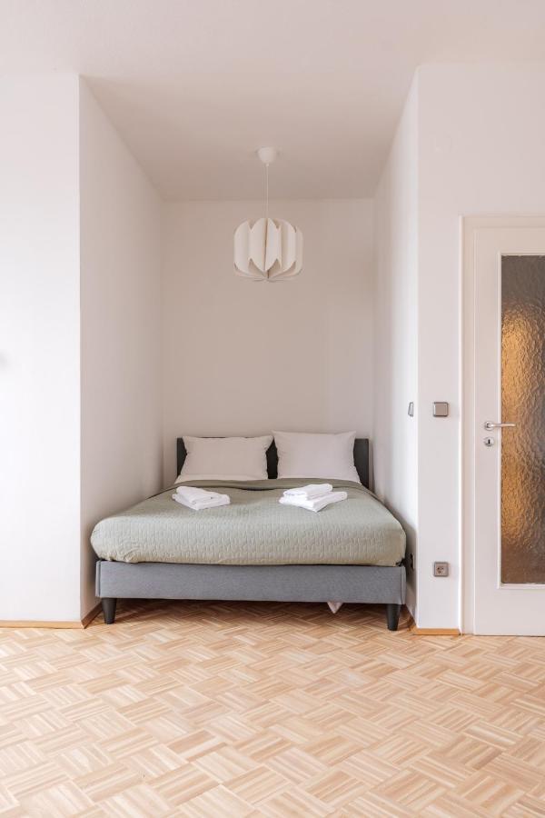 Flats 4 You, Moderne City Wohnung Naehe Hbf, Due-Messe 20 Min, Netflix, Kueche Duisburgo Esterno foto